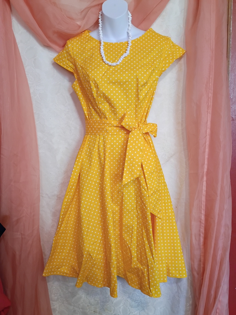 Dressystar Ladies Yellow Polka Dot Fit-and-Flare Dress with Waist Tie Sz M
